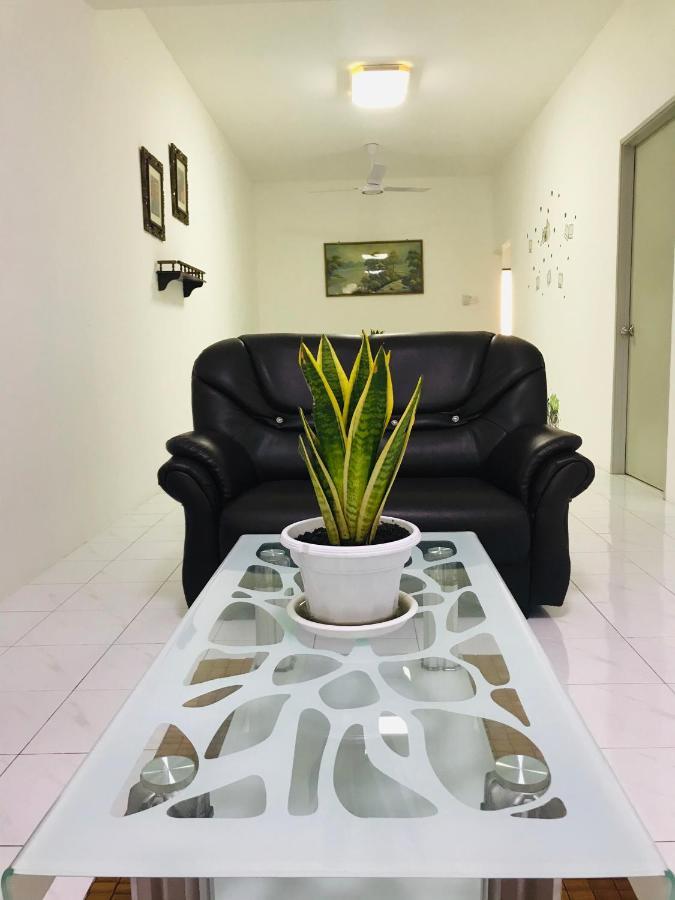 Alyn Home Batu Pahat II Wifi Coway Mohd Noor エクステリア 写真